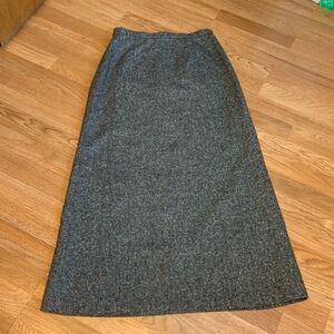 Vintage Apostrophe casual A-line silhouette gray fully lined maxi skirt. Size 10
